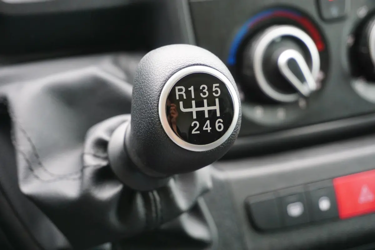 335 2.2 BlueHDi 140 L3H2 Premium Nieuw |140 pk |Carplay |Camera |Cruise |Bluetooth |3500 KG |Direct leverbaar |EURO6D |BPM voordeel!