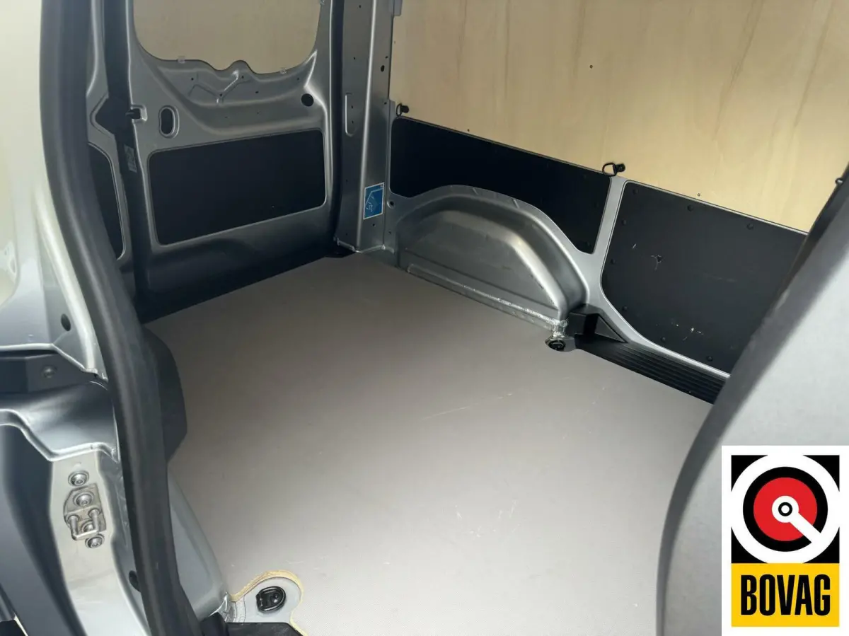bestel 1.3 TCe 100 Comfort L1 Benzine