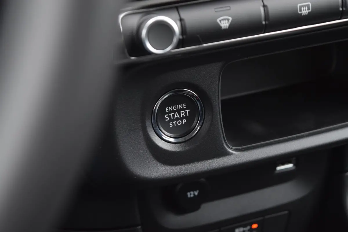 1.2 Turbo 110pk EAT6 Feel Edition | Automaat | Navigatie | Apple Carplay/Android Auto | Bluetooth