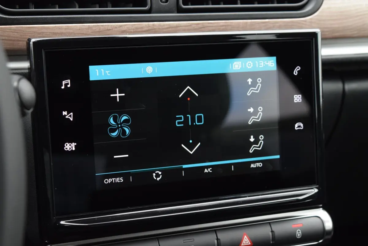 1.2 Turbo 110pk EAT6 Feel Edition | Automaat | Navigatie | Apple Carplay/Android Auto | Bluetooth