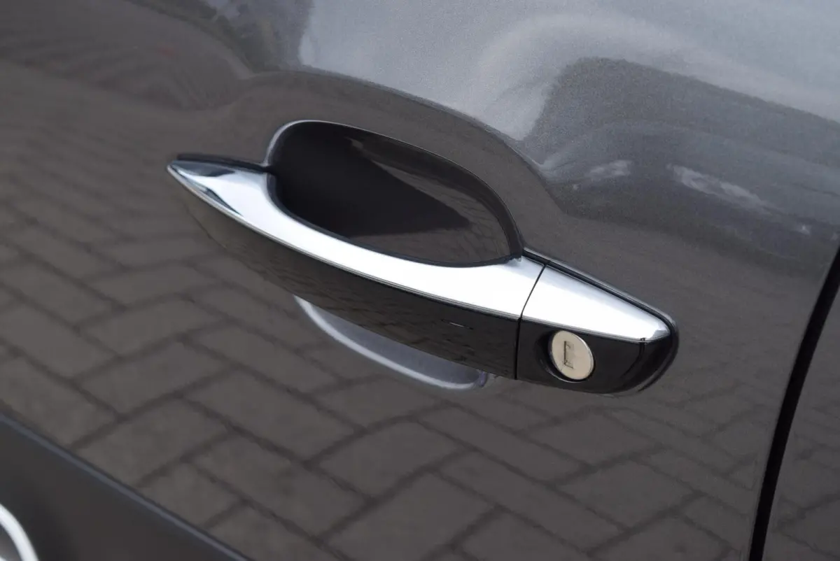 1.2 Turbo 110pk EAT6 Feel Edition | Automaat | Navigatie | Apple Carplay/Android Auto | Bluetooth