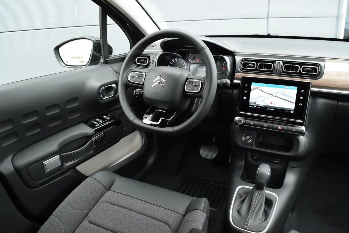 1.2 Turbo 110pk EAT6 Feel Edition | Automaat | Navigatie | Apple Carplay/Android Auto | Bluetooth