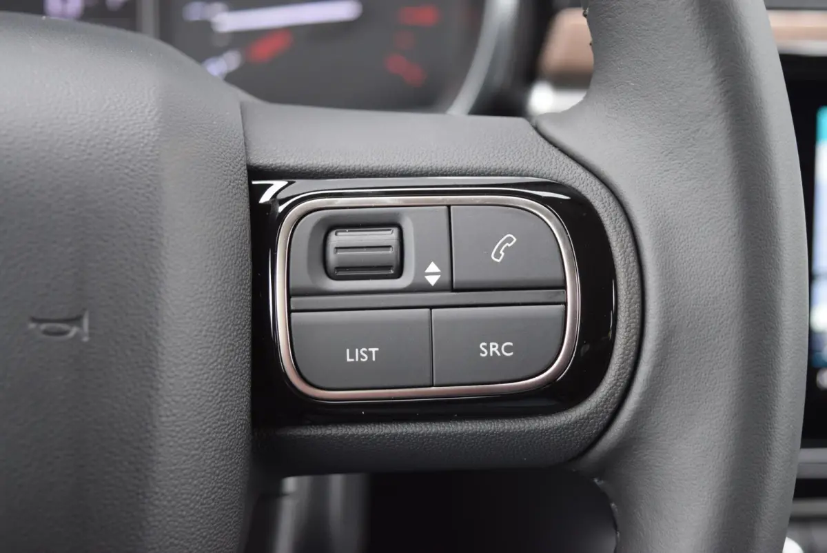 1.2 Turbo 110pk EAT6 Feel Edition | Automaat | Navigatie | Apple Carplay/Android Auto | Bluetooth