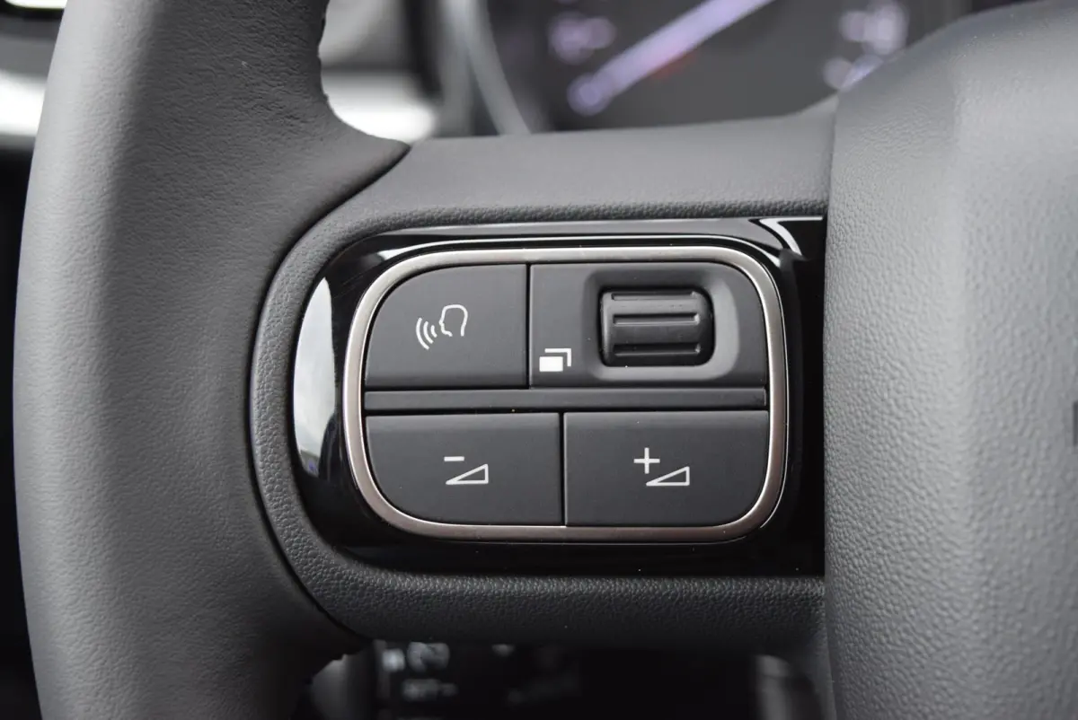 1.2 Turbo 110pk EAT6 Feel Edition | Automaat | Navigatie | Apple Carplay/Android Auto | Bluetooth