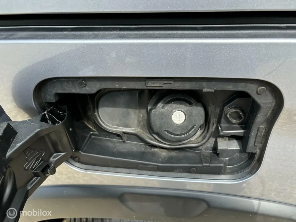 1.2 Puretech 110 PK navigatie carplay climate control