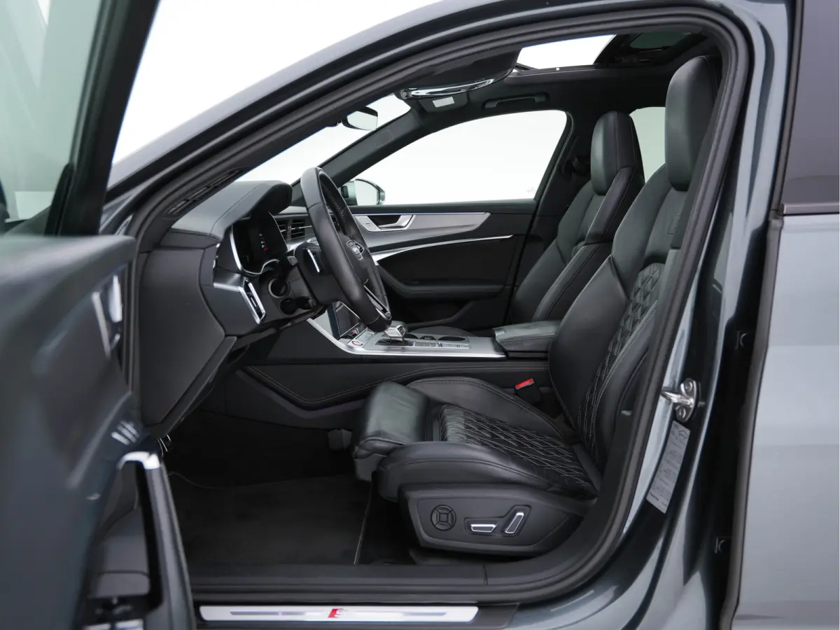 Limousine TDI Quattro Black Edition Aut. *PANO | LEATHER | B&O-SURROUND | MATRIX-LED | DIGI-COCKPIT | HEAD-UP | SPORTSEATS | BLINDSPOT | LANE-ASSIST | MEMORY-PACK | AIRSUSPENSION | ADAPT.CRU