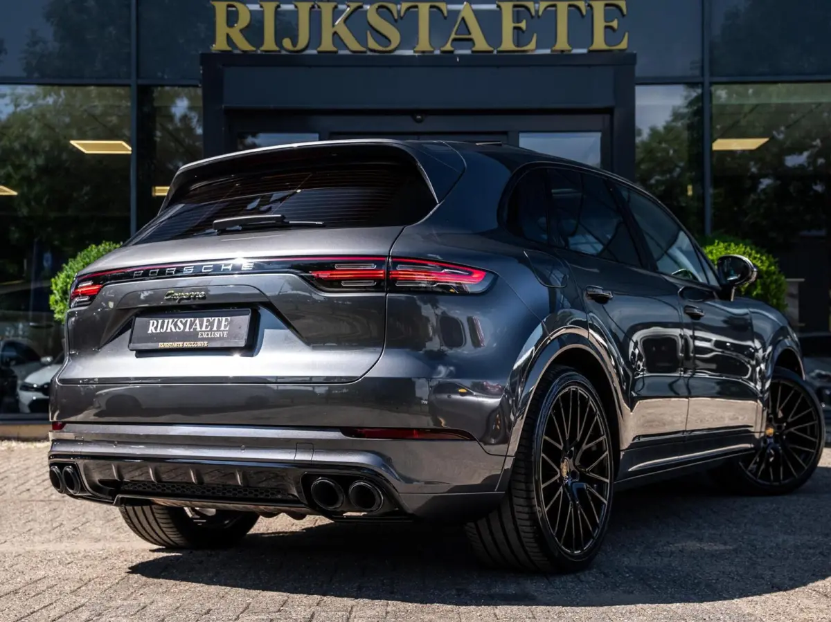 3.0 E-Hybrid|PANO|SPORT CHRONO|360°|ACC|22''
