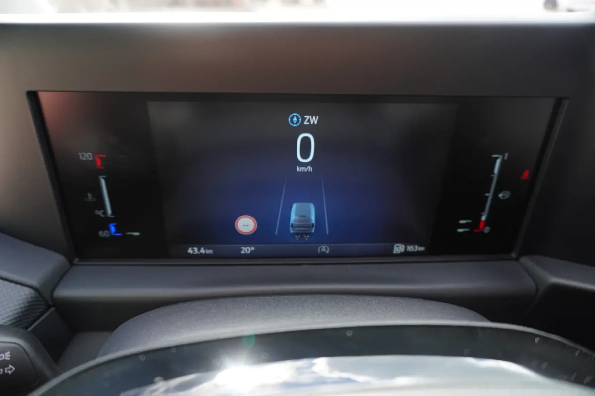 320L 2.0 TDCI 136PK L2H1 Trail DubbelCabine Schuifdeur L/R Nr. V090 | Airco | Adap | Navi| Camera | Blis | 20 inch LM velgen | DEMO