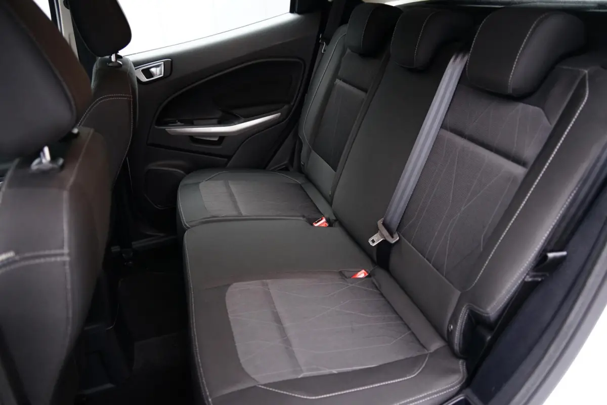 1.0 EcoBoost Trend Ultimate, NL, CarPlay, PDC