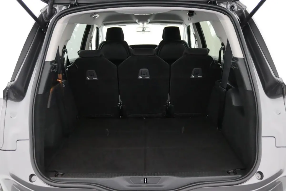 1.2 Business*NAVI*ECC*CARPLAY*7PERS.*