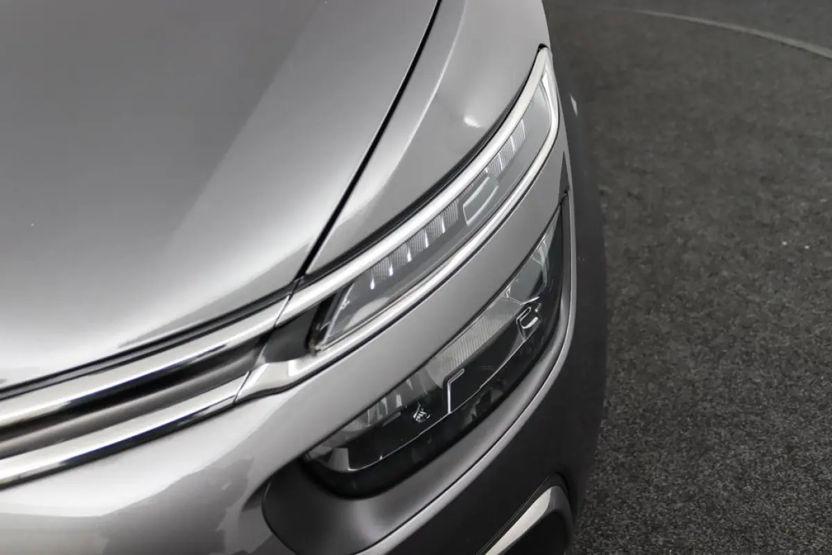 1.2 Business*NAVI*ECC*CARPLAY*7PERS.*