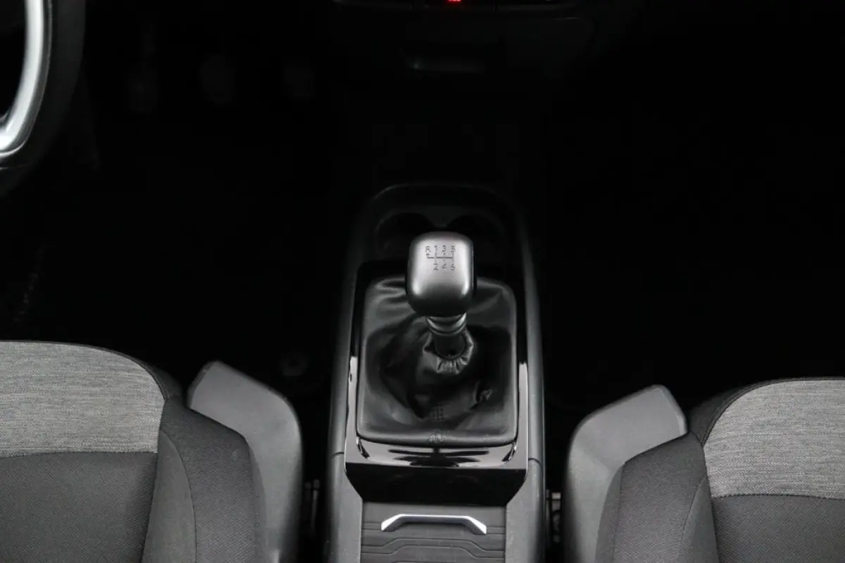 1.2 Business*NAVI*ECC*CARPLAY*7PERS.*