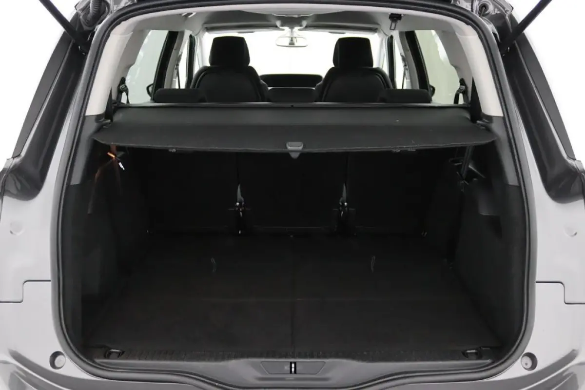 1.2 Business*NAVI*ECC*CARPLAY*7PERS.*