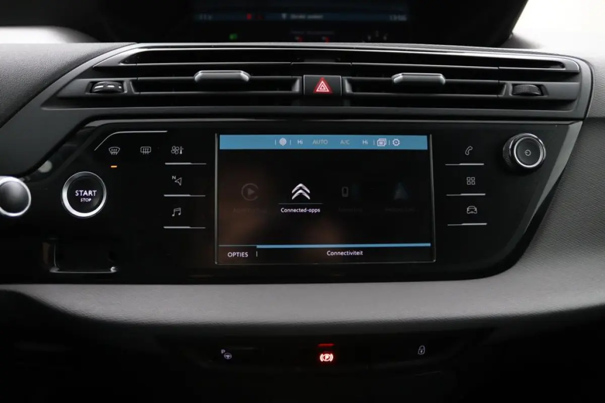 1.2 Business*NAVI*ECC*CARPLAY*7PERS.*