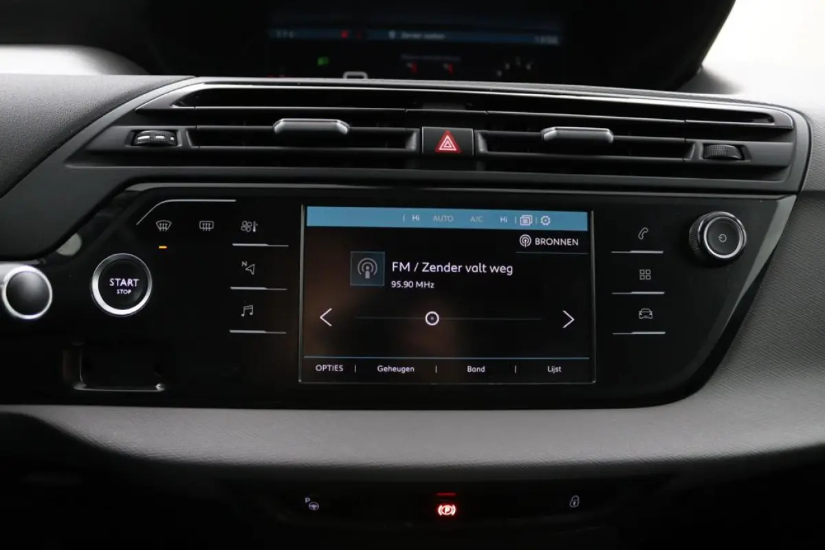 1.2 Business*NAVI*ECC*CARPLAY*7PERS.*