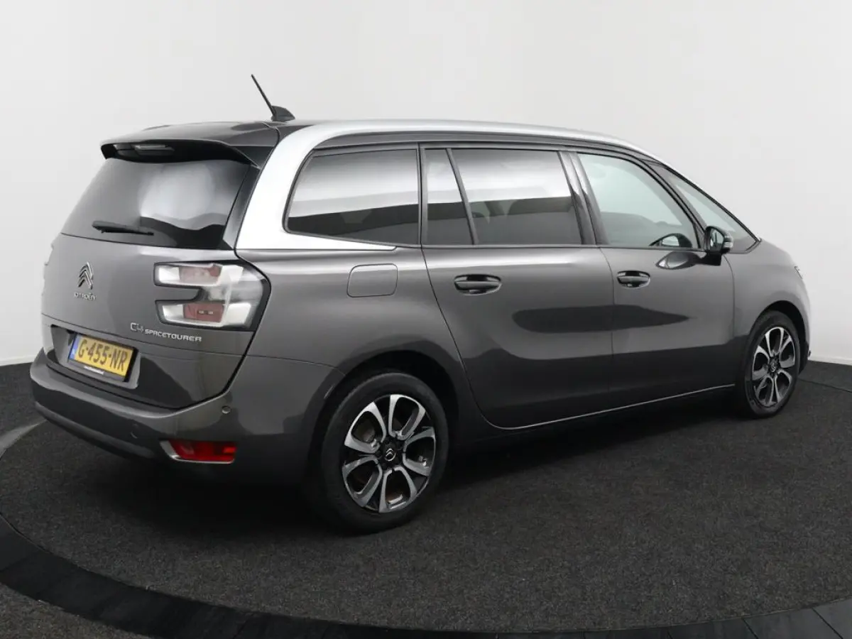 1.2 Business*NAVI*ECC*CARPLAY*7PERS.*
