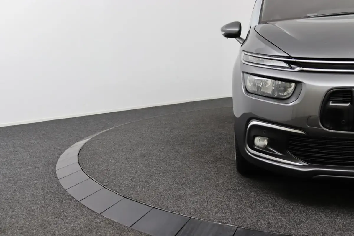 1.2 Business*NAVI*ECC*CARPLAY*7PERS.*