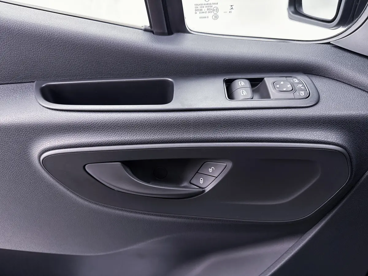 317 1.9 CDI PRO L3H2 Navigatie Parkeerpakket Camera Led Cruise Control 3500 KG Trekgewicht