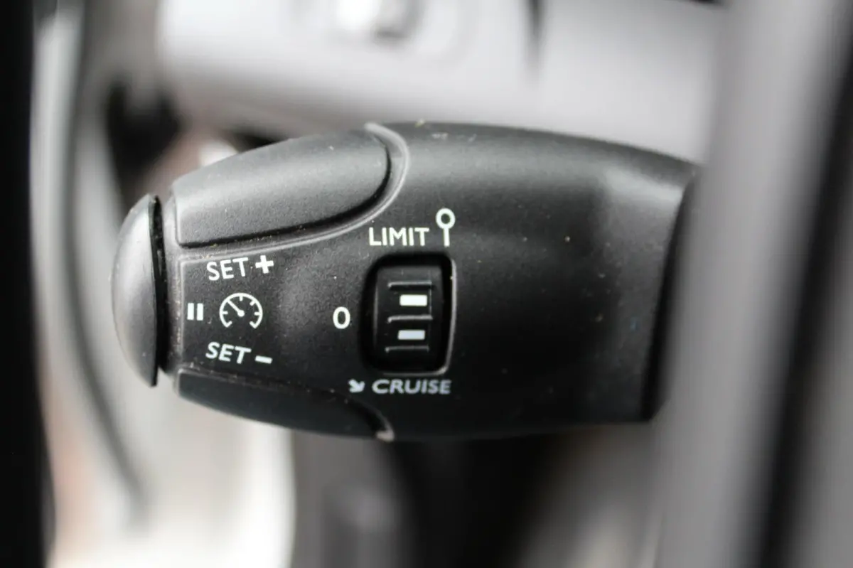 1.6 BlueHDI Premium 75PK | Airco | Achterklep | Cruise Control | Elektrische Ramen