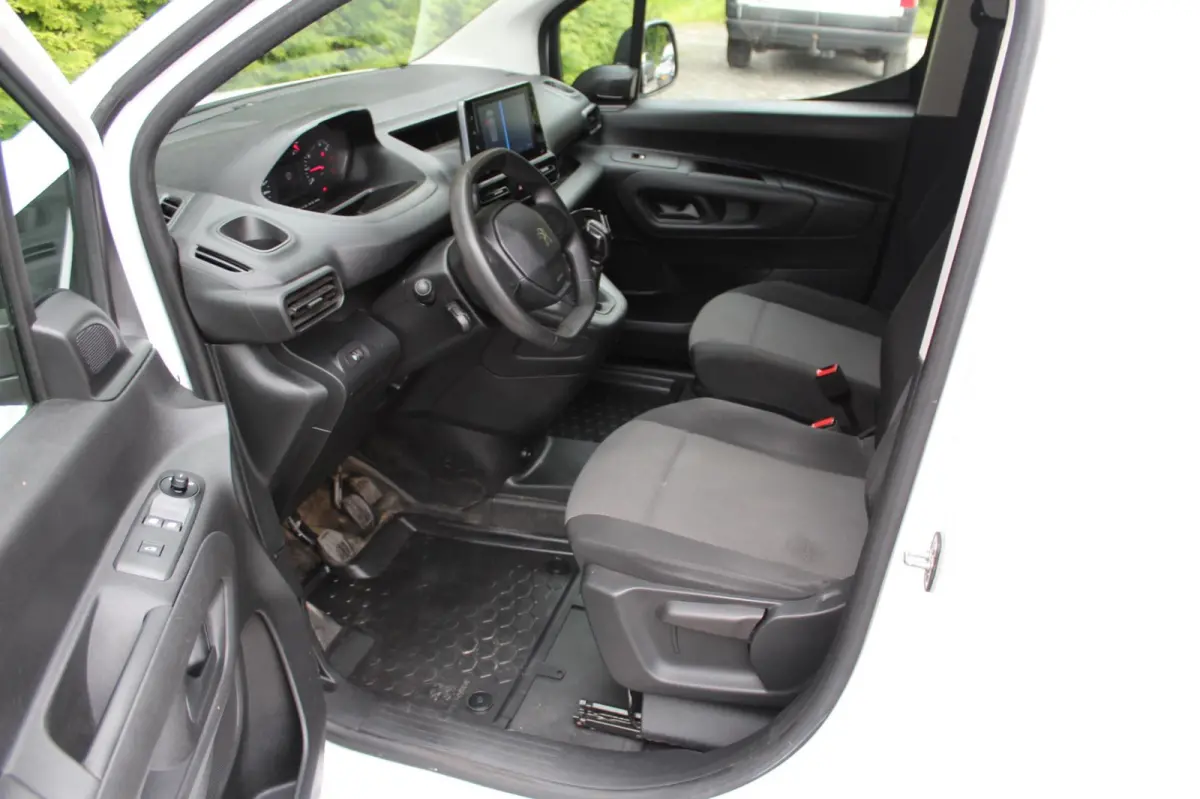 1.6 BlueHDI Premium 75PK | Airco | Achterklep | Cruise Control | Elektrische Ramen