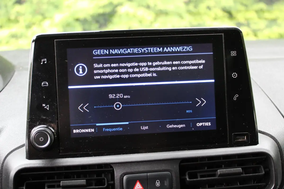 1.6 BlueHDI Premium 75PK | Airco | Achterklep | Cruise Control | Elektrische Ramen