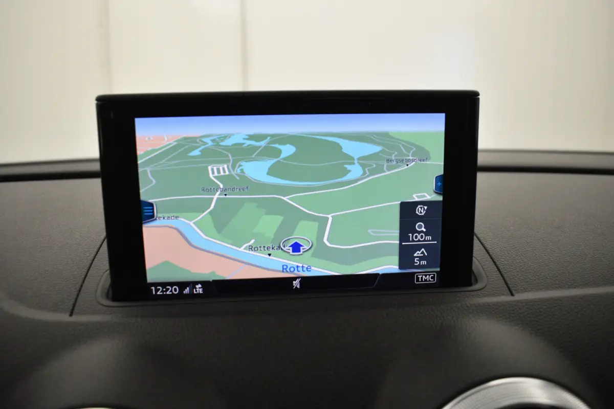 1.4 e-tron 204PK Sport Clima Sportstoel Lane assist Navi PDC