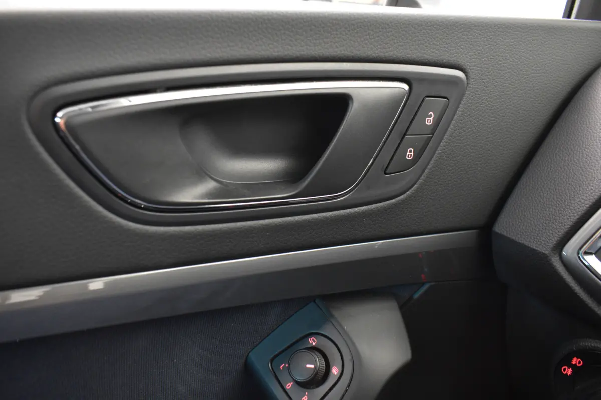 1.0 EcoTSI Style El aKlep Cruise LED PDC Navi