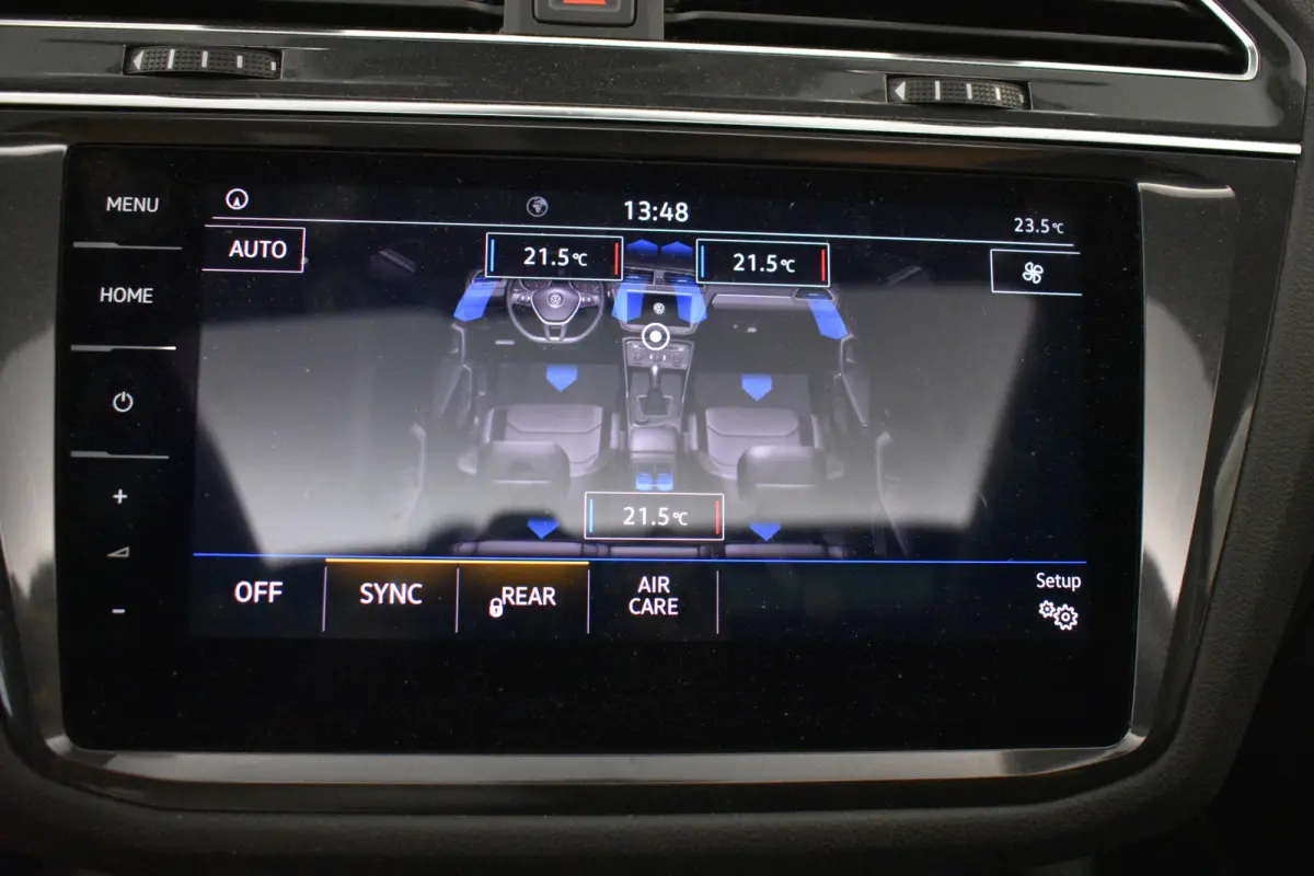 All-space 1.4 TSI 7p EL Trekh+aKlep Virtual Head-Up Camera Pano Discpro navi