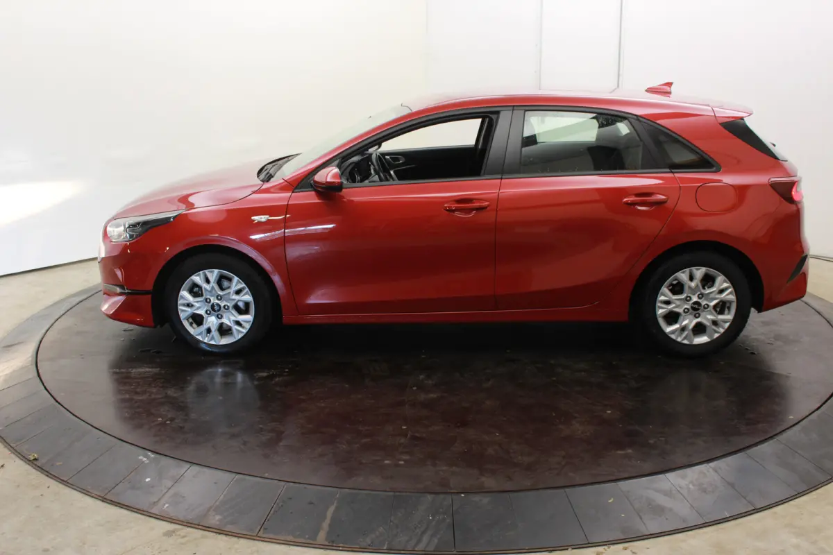 1.0 T-GDi ComfortLine | Camera | CarplayNavi | Stoel\stuur verwarming |