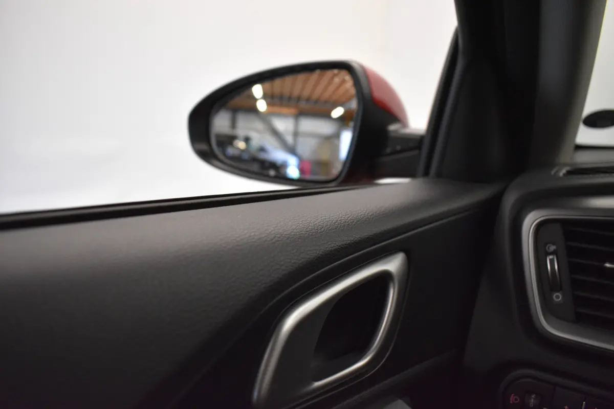 1.0 T-GDi ComfortLine | Camera | CarplayNavi | Stoel\stuur verwarming |