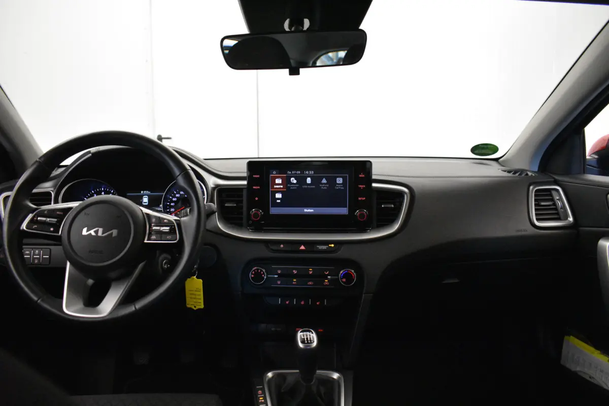 1.0 T-GDi ComfortLine | Camera | CarplayNavi | Stoel\stuur verwarming |
