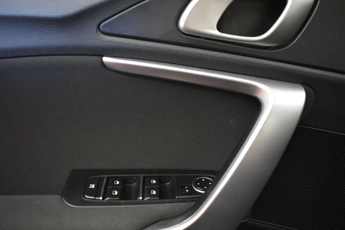 1.0 T-GDi ComfortLine | Camera | CarplayNavi | Stoel\stuur verwarming |