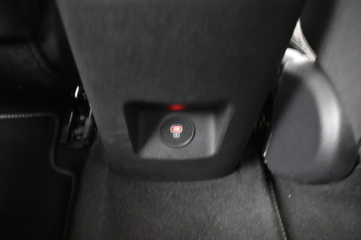 1.0 T-GDi ComfortLine | Camera | CarplayNavi | Stoel\stuur verwarming |