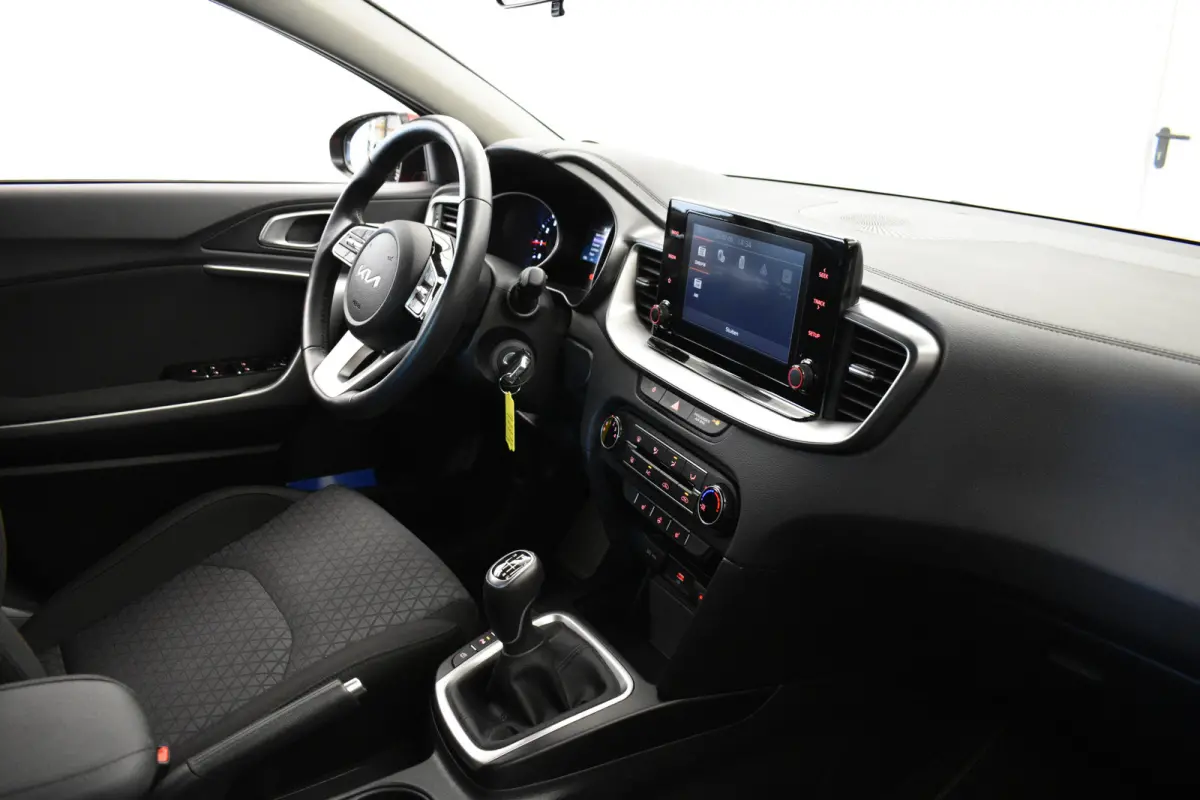 1.0 T-GDi ComfortLine | Camera | CarplayNavi | Stoel\stuur verwarming |