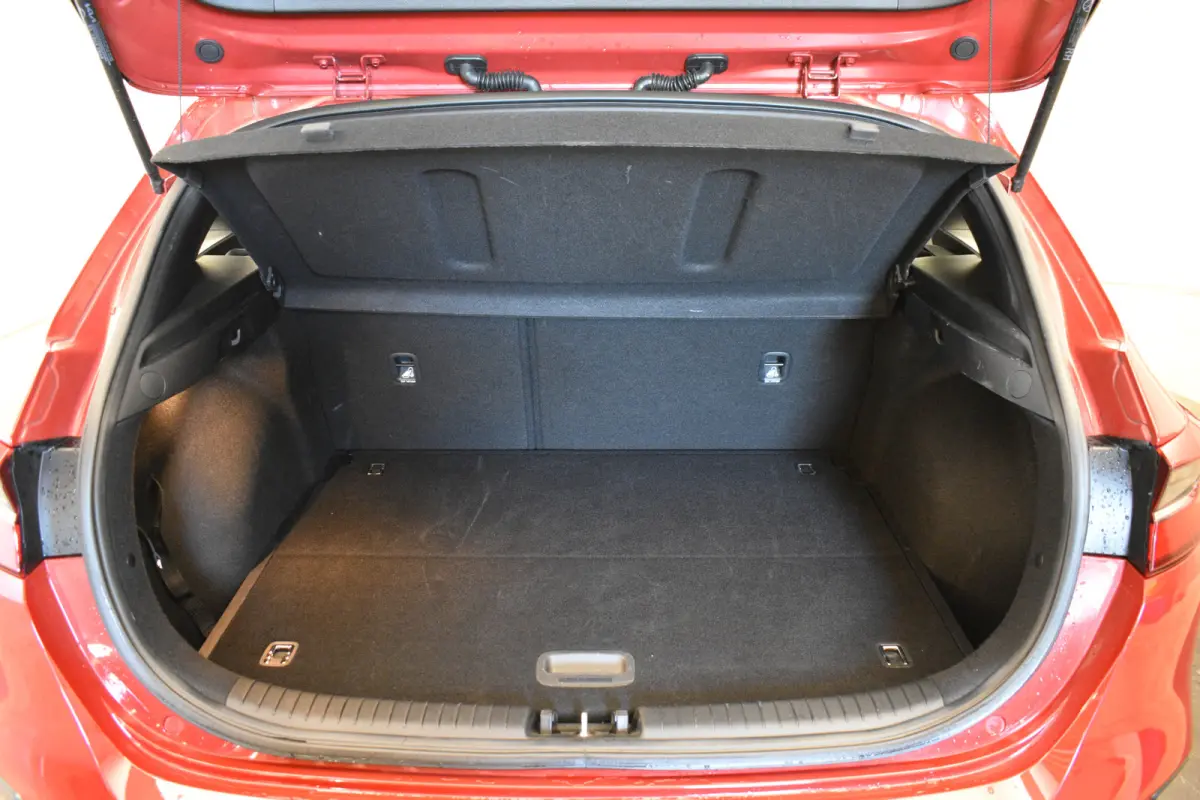 1.0 T-GDi ComfortLine | Camera | CarplayNavi | Stoel\stuur verwarming |