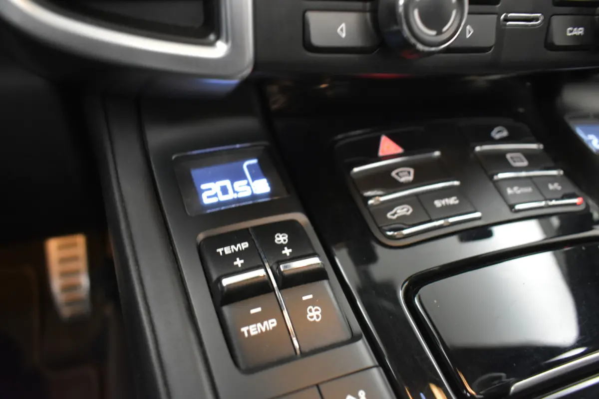 3.0 S E-Hybrid Panoramadak Bose Luchtvering