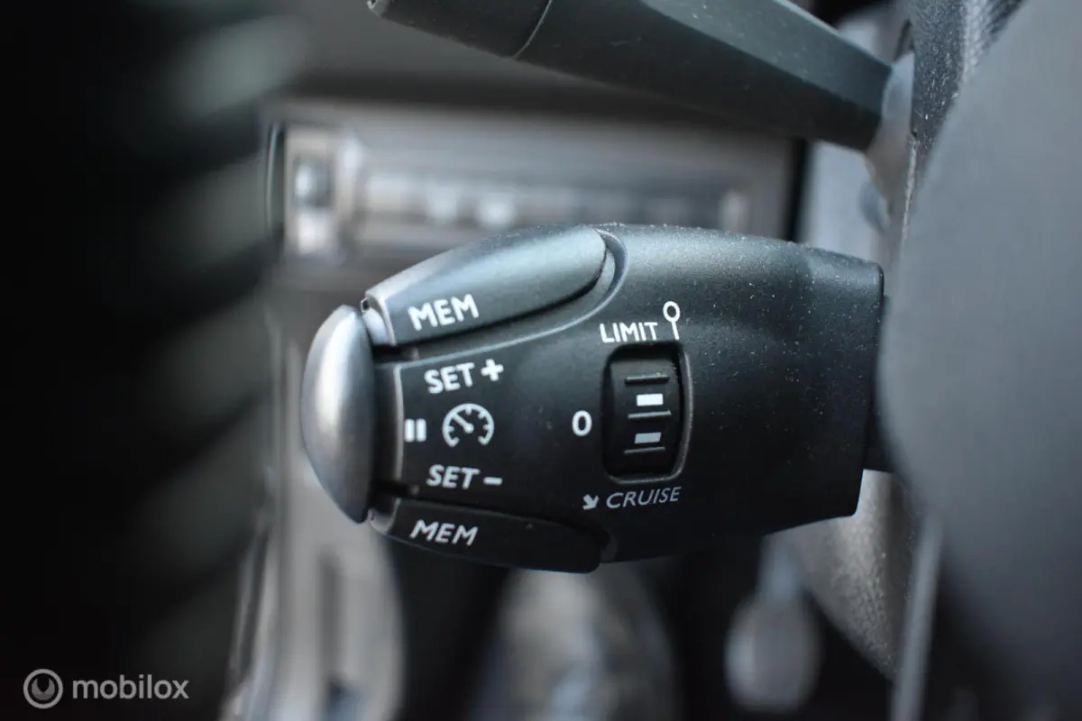 1.2 PureTech D-riem VV 2019|Panodak|Navi!