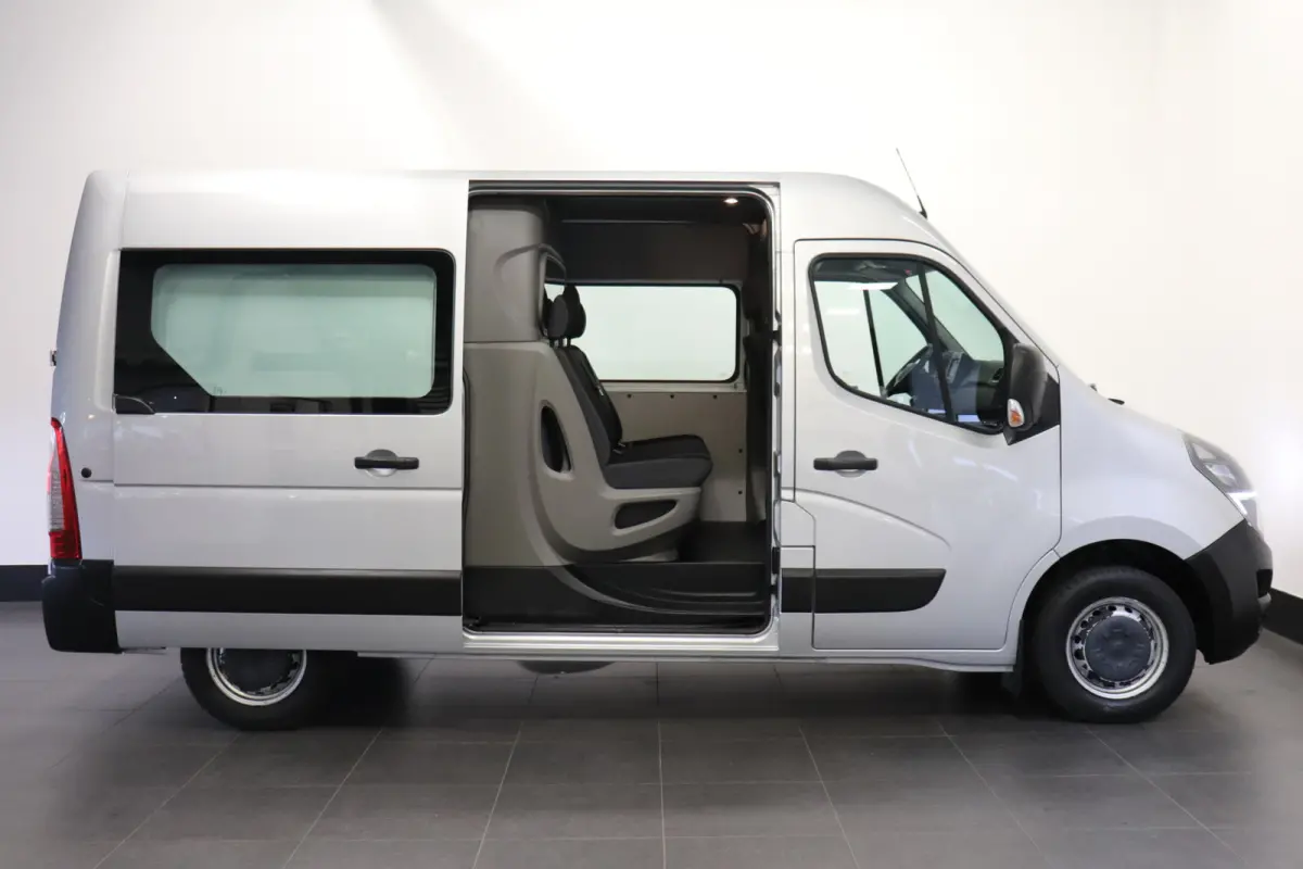 2.3 Turbo L2H2 150PK Dubbele Cabine EURO 6 - Airco - Navi - Cruise - €17.950,- Excl.