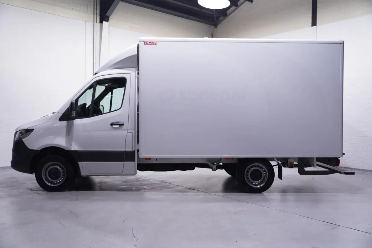 315 CDI 150 pk Bakwagen Aut. L2 met Deuren Airco Camera, Dakspoiler, Apple Carplay, Opstap achter, 2-Zits
