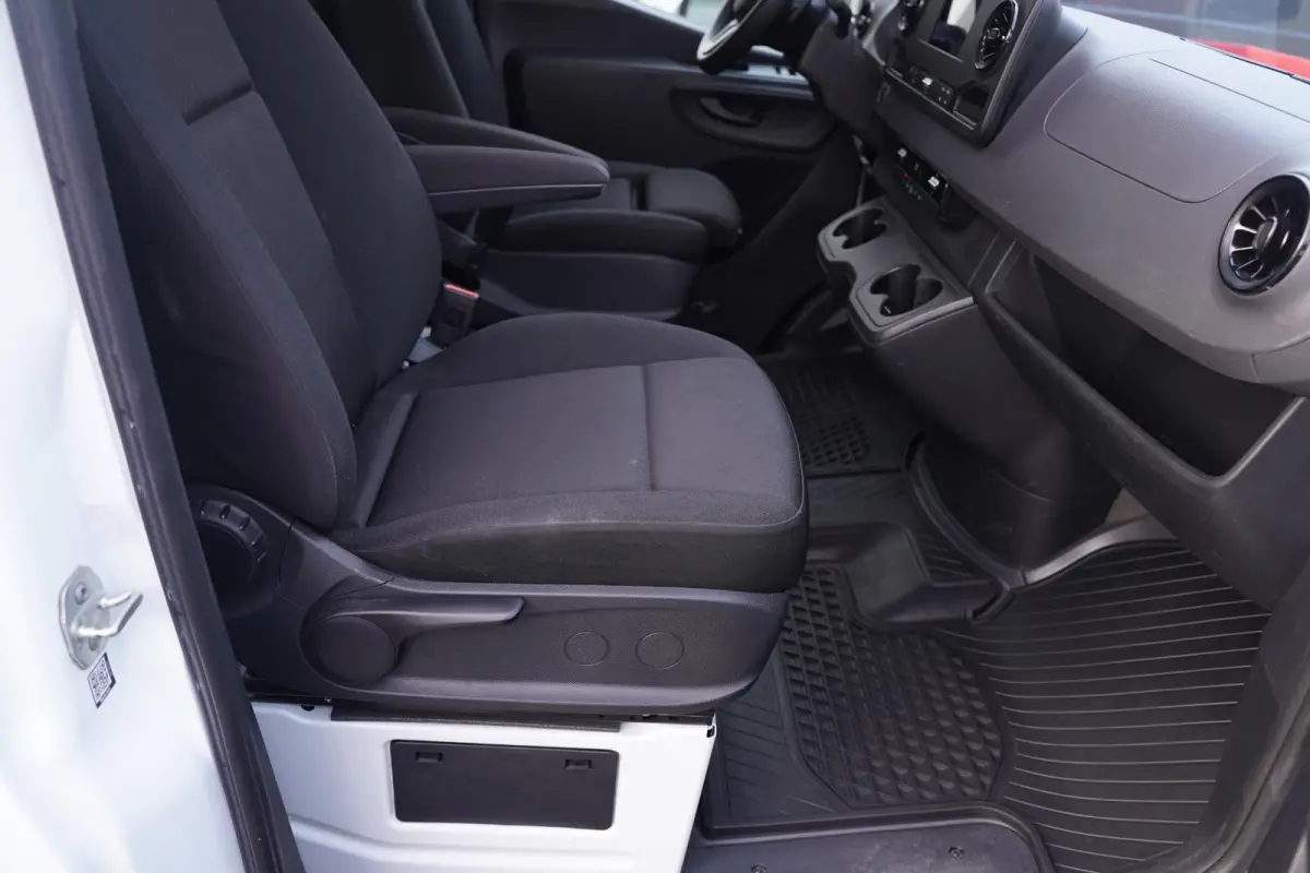 315 CDI 150 pk Bakwagen Aut. L2 met Deuren Airco Camera, Dakspoiler, Apple Carplay, Opstap achter, 2-Zits