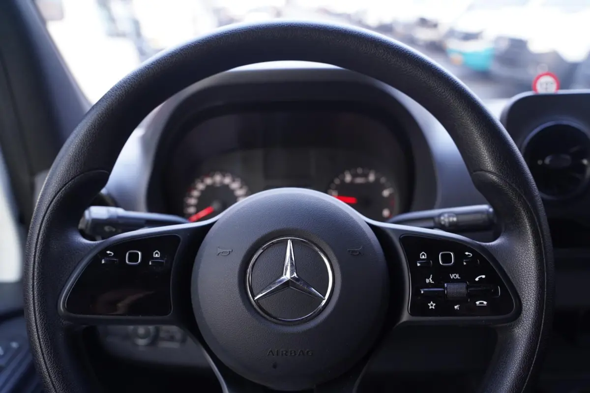 315 CDI 150 pk Bakwagen Aut. L2 met Deuren Airco Camera, Dakspoiler, Apple Carplay, Opstap achter, 2-Zits