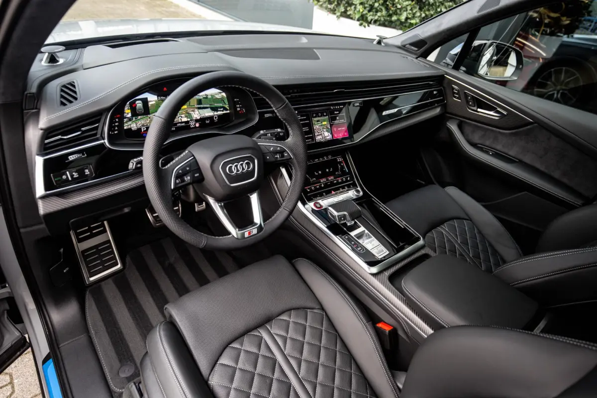 SQ7 4.0 TFSI 507pk 7p Nardo Grey, Keramisch, B&O Advanced, Full-options