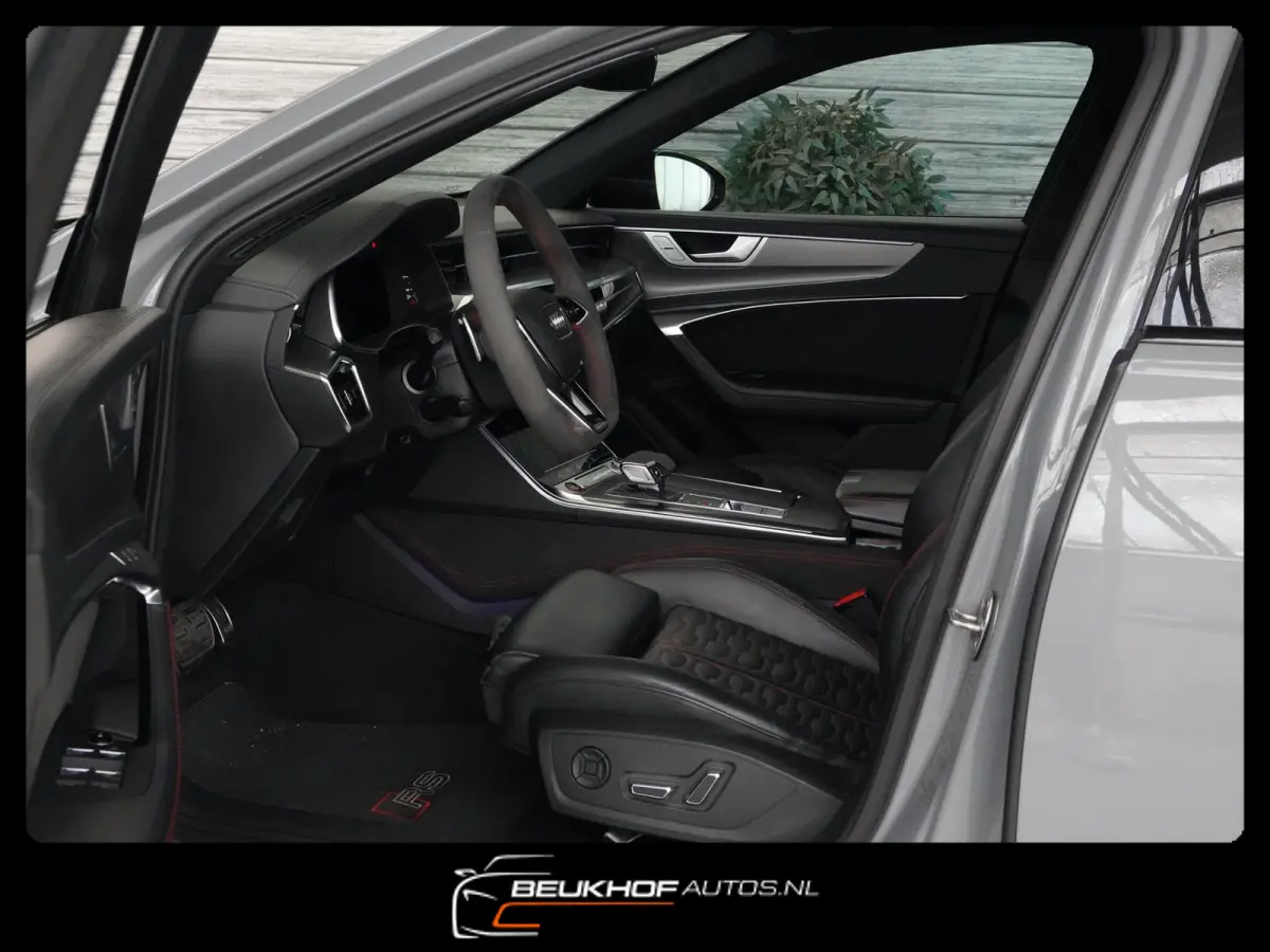 4.0 TFSI Akrapovic Pano Trekhaak Ceramic 740Pk!!