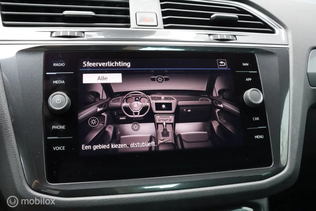 1.4 TSI R-Line | Pano | Leer |Trekhaak I Camera | HUD