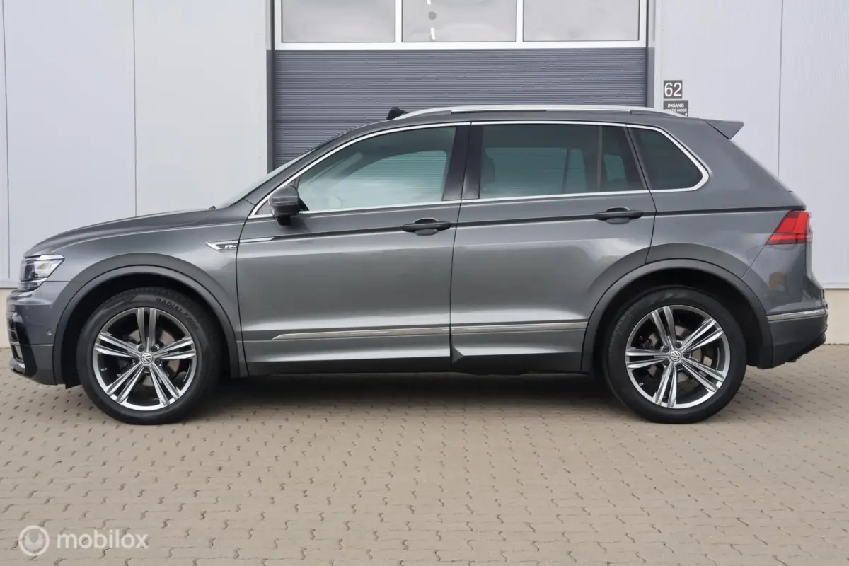 1.4 TSI R-Line | Pano | Leer |Trekhaak I Camera | HUD