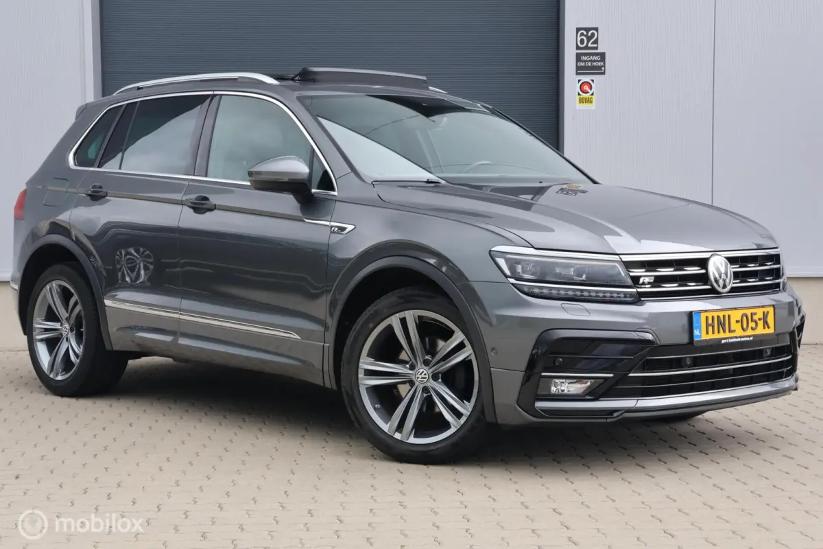 1.4 TSI R-Line | Pano | Leer |Trekhaak I Camera | HUD