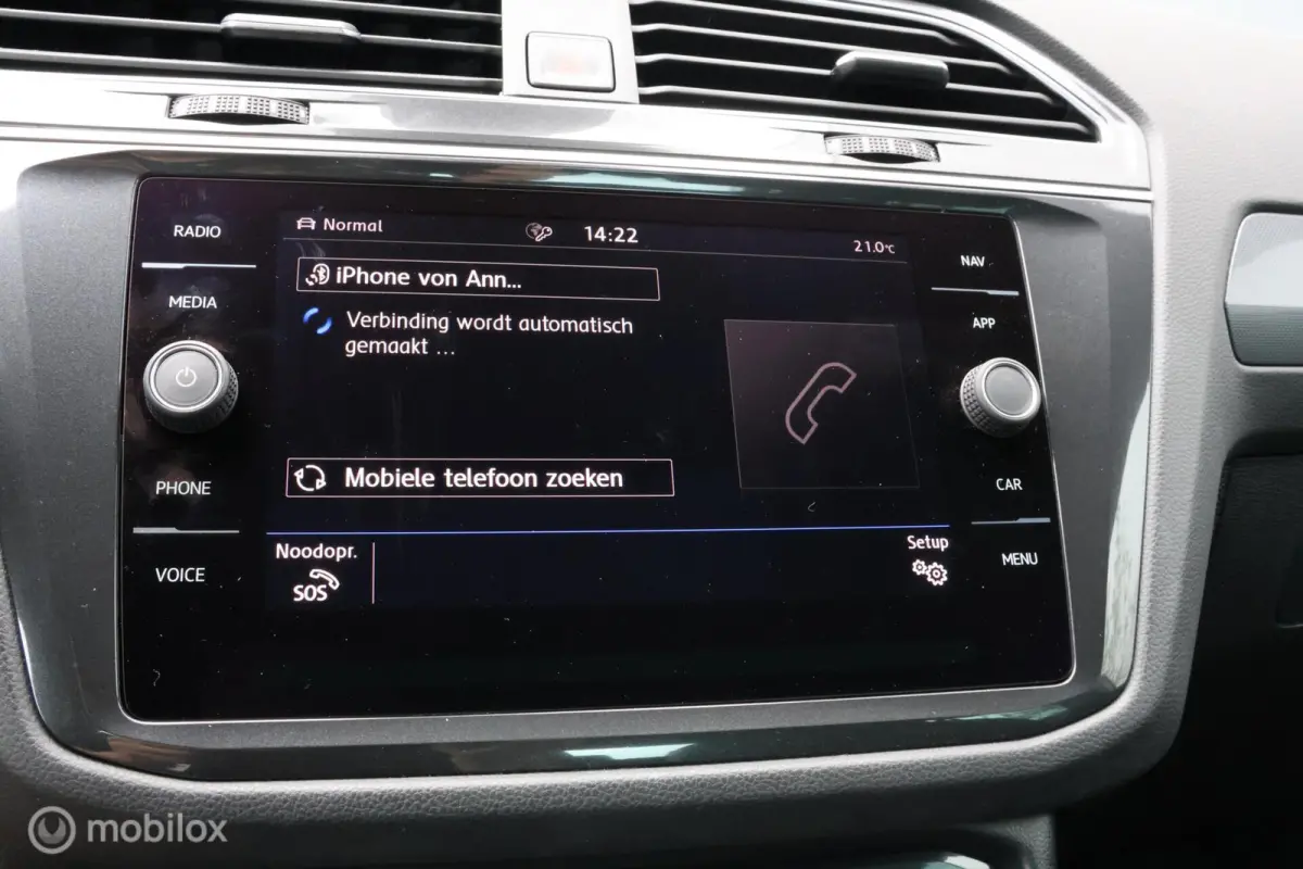 1.4 TSI R-Line | Pano | Leer |Trekhaak I Camera | HUD