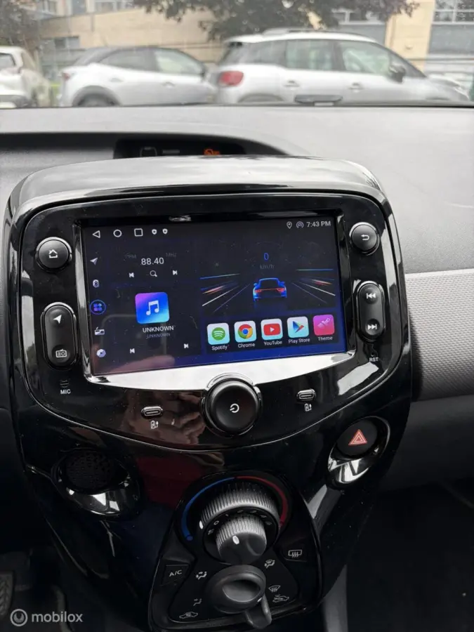 1.0 e-VTi Style Airco / LED / Privacy glass / Carplay / 53.319 km!!