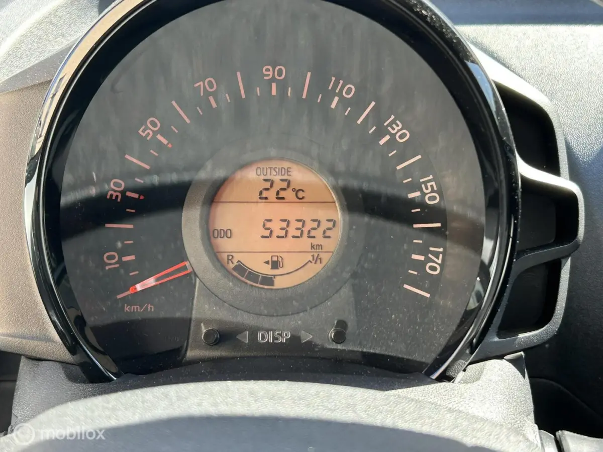 1.0 e-VTi Style Airco / LED / Privacy glass / Carplay / 53.319 km!!