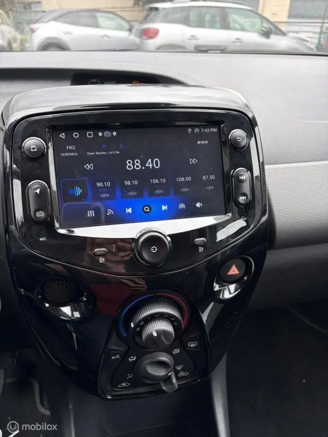 1.0 e-VTi Style Airco / LED / Privacy glass / Carplay / 53.319 km!!